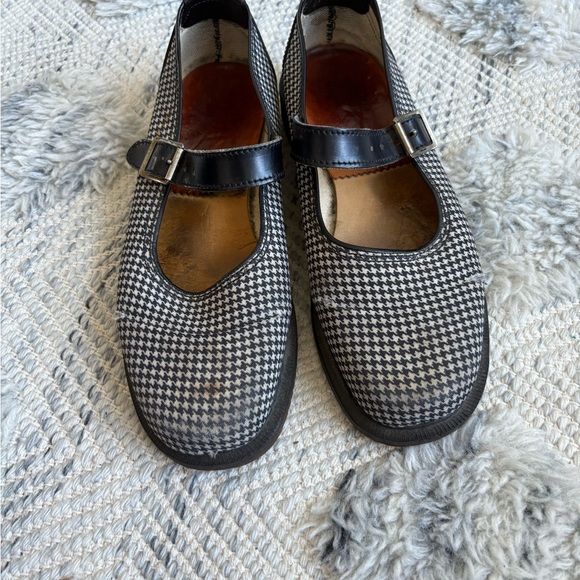 Dr Martens - Picture 5 of 11